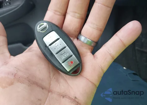 2015 Nissan Versa 1.6 Sl from USA, damaged, VIN 3N1CN7AP4FL939427